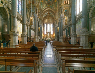 Fototapeta na wymiar Intérieur Notre-Dame-de-Fourvière
