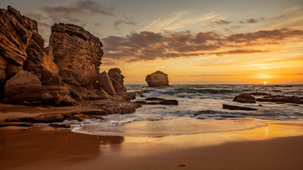 Obraz premium Sunset at Buckley Creek, near Childers Cove, Great Ocean Road