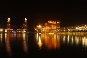 Fototapeta na wymiar Golden Temple Amritsar