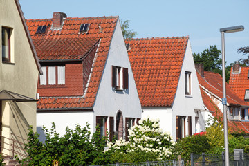 Fototapeta na wymiar Einfamilienhäuser, Wohngebäude, Bremen