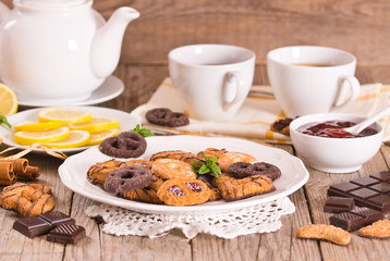 Shortcrust pastry biscuits.