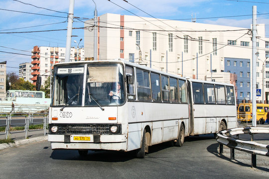 Ikarus 280