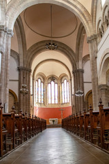 Fototapeta na wymiar Quiberon. Intérieur de l'église Notre-Dame de Locmaria. Morbihan. Bretagne