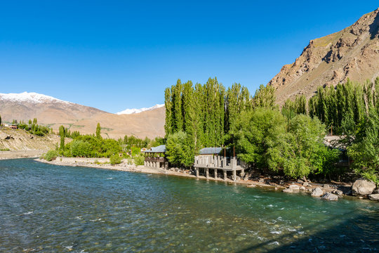 Khorugh Gunt River 08