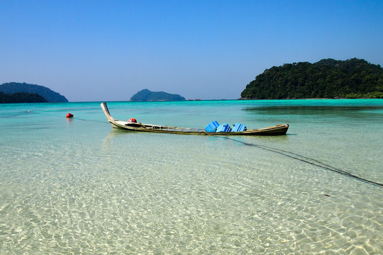 Surin Island, Krating bay, Crystal water