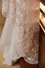 wedding dress tail