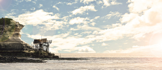 Fototapeta na wymiar fishing pier on the french coast