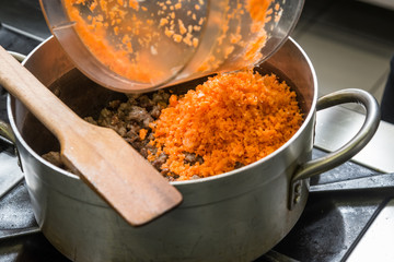 Preparazione di sughi per pasta