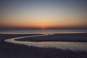 Sonnenuntergang am Strand beim Roten Kliff auf der Insel Sylt - 305478931