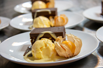  chocolate brownie cake and vanilla ice cream