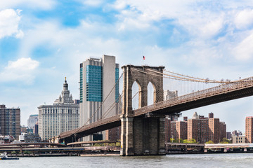 Fototapeta na wymiar Brooklyn bridge and Manhattan NYC