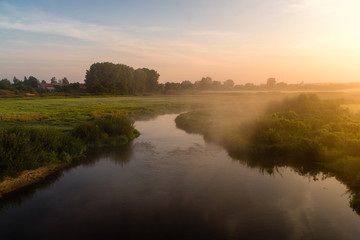 Fototapeta na wymiar Dolina Górnej Narwi, Poranne mgły nad rzeką Narew, Strabla, Podlasie, Polska