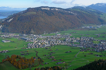 Fototapeta na wymiar Blick vom Stanserhorn auf Stans und Bürgenstock, Nidwalden, Schweiz