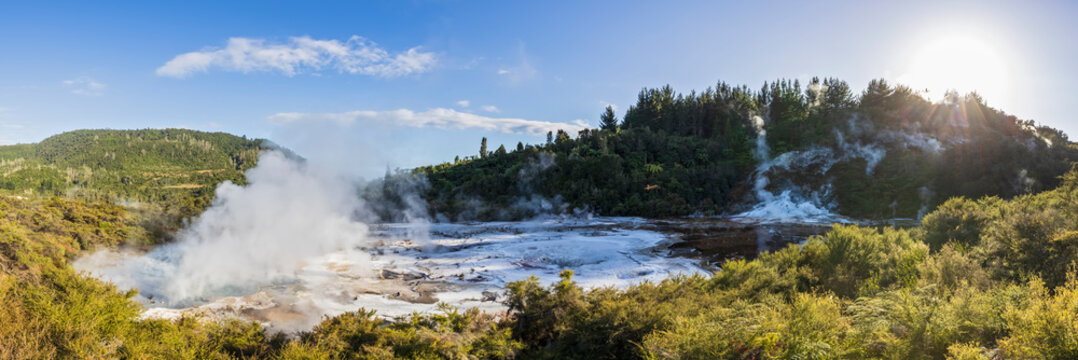 Artist?s Palette Lockout, Orakei Korako Geothermal Park, Taupo Volcanic Zone, North Island, New Zealand