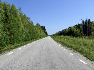Fototapeta na wymiar road in the mountains, norrland, nacka sweden, stockholm, sverige