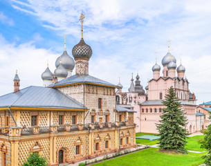 Fototapeta na wymiar Churches in Rostov Kremlin.Rostov Veliky.Yaroslav Oblast.Russia