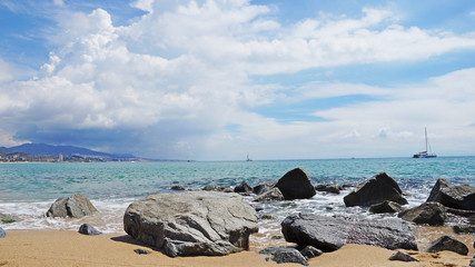 Fototapeta na wymiar Mediterranean seascape. City beach in Barcelona.