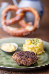 bavarian fleischpflanzerl, minced meat balls