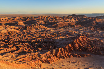 Plakat Sunset over the moon valley / valle de la luna in the Atacama desert, Chile