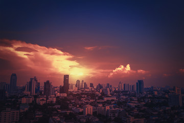 Fototapeta premium sunset over city