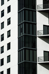 Contrasty Building
