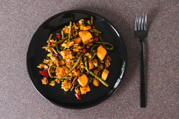 healthy plant-based recipes, sauteed mediterranean veggies with dismantled hash brown