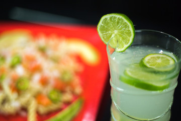 Agua de limon