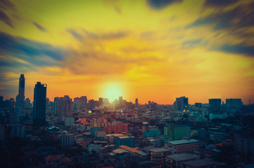  city skyline at sunset