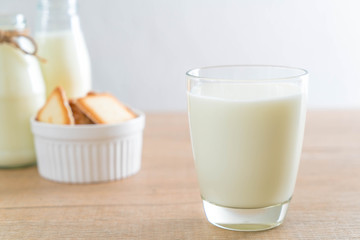 glass of fresh milk