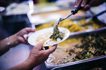 Food sharing to help the homeless : the concept of food needs to alleviate hunger