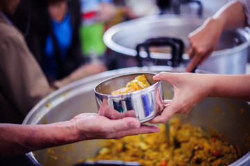 Helping with food donation to the poor: the concept of feeding