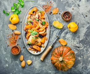 Chicken ragout with pumpkin