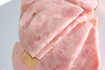 Frische Schnittwurst vom Metzger