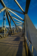 Puente metalico