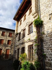 maison moyen age renaissance auvergne