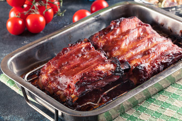 Spicy barbecued pork ribs