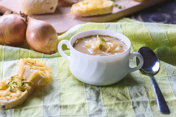 onion soup and toast with cheese
