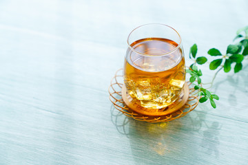 冷たい麦茶