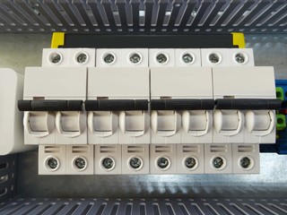 Group of protective automatic switches