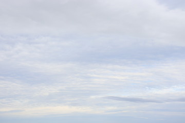 日本の昼間の空