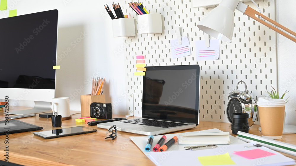 Fototapete workspace computer with graphic designer table in real studio.