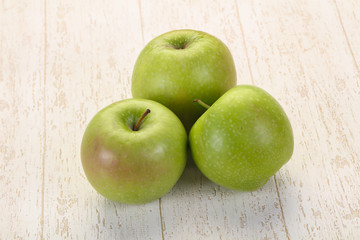 Green ripe apple