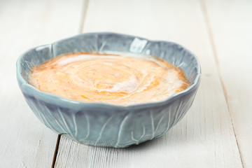 Yogurt With Oats And Peaches