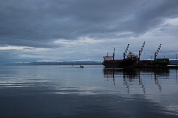 Peace in the cloudy canal