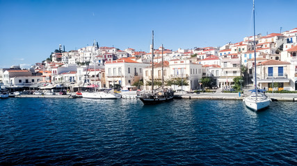 Fototapeta na wymiar Greek islands, Poros, beautiful harbour