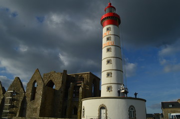 phare pointe saint-mathieu finistère bretagne