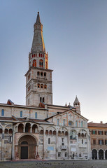 Fototapeta na wymiar Modena, Ghirlandina tower, cathedral and piazza grande square, Emilia Romagna, Italy
