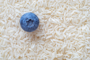 Healthy food: rise and berry 