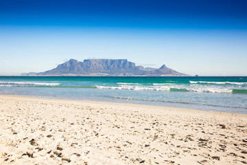 Naklejka premium Blouberg beach with in the background Cape Town and Table Mountain