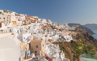 Fototapeta na wymiar Santorin, Grèce, vue de la caldeira depuis le village d'Oia. 